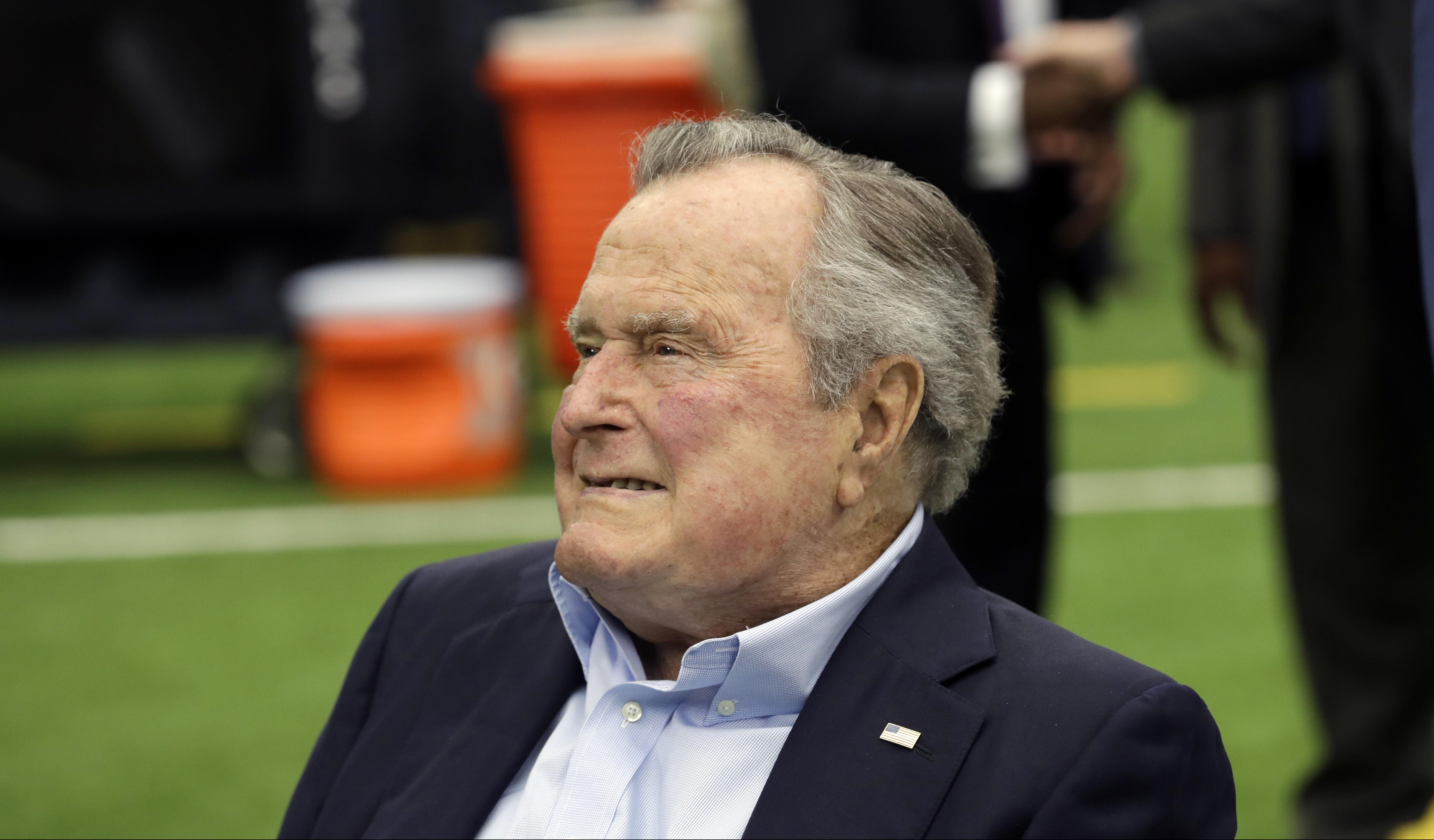 BIVŠI PREDSEDNIK SAD PONOVO U BOLNICI: Džordž Buš stariji hospitalizovan zbog krvnog pritiska!